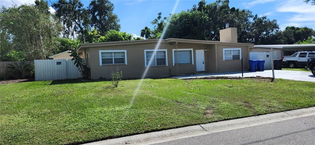 For Rent: $2,700 (3 beds, 2 baths, 1401 Square Feet)
