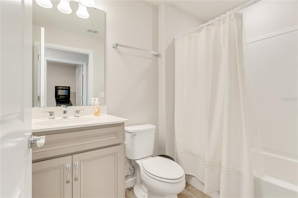 В аренду: $2,895 (4 спален, 3 ванн, 2761 Квадратных фут)
