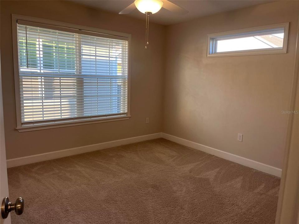 For Rent: $2,500 (3 beds, 2 baths, 1868 Square Feet)