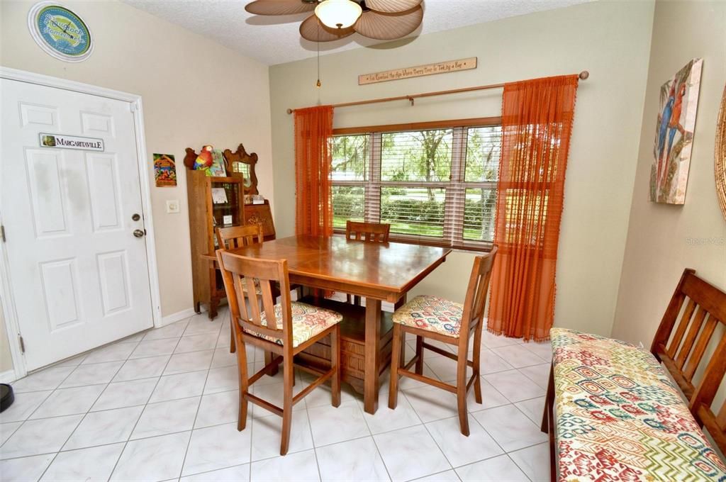 For Sale: $319,900 (2 beds, 2 baths, 1997 Square Feet)