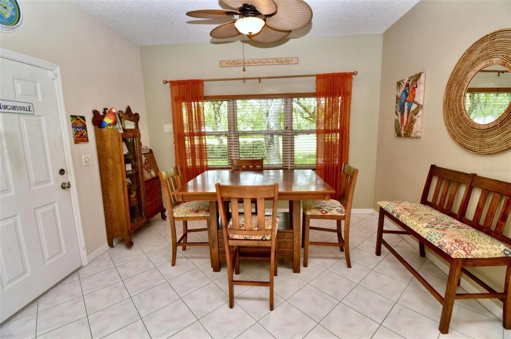 For Sale: $319,900 (2 beds, 2 baths, 1997 Square Feet)