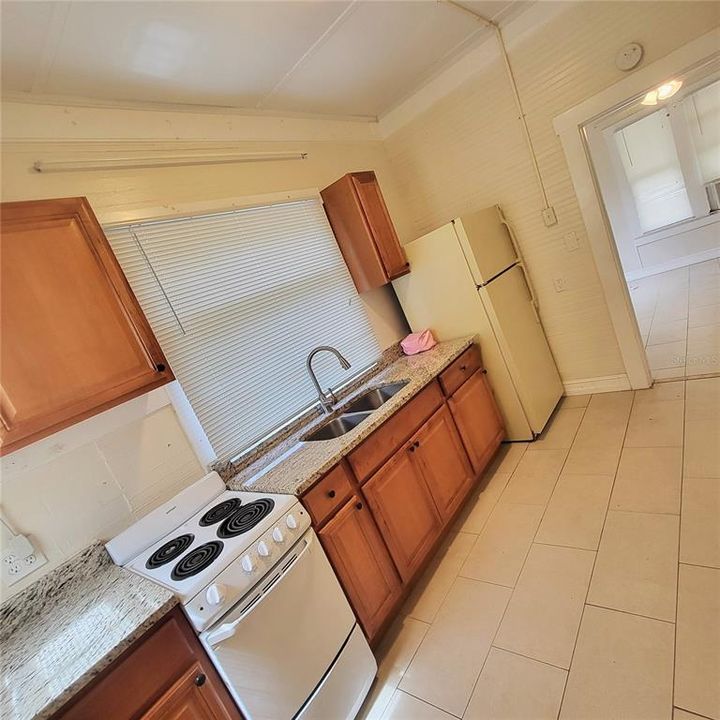 For Sale: $350,000 (0 beds, 0 baths, 1040 Square Feet)