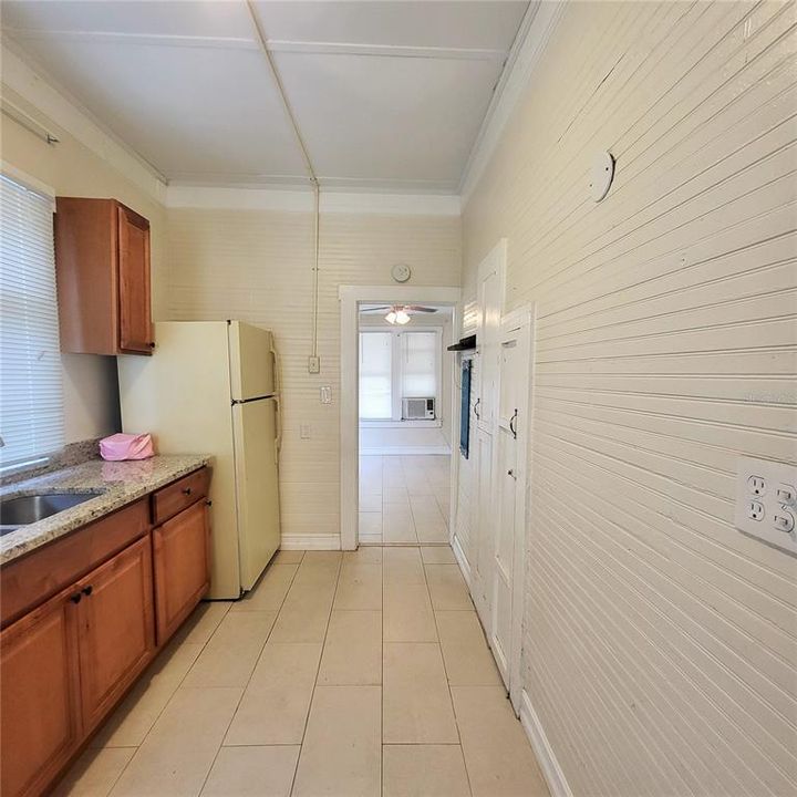 For Sale: $350,000 (0 beds, 0 baths, 1040 Square Feet)