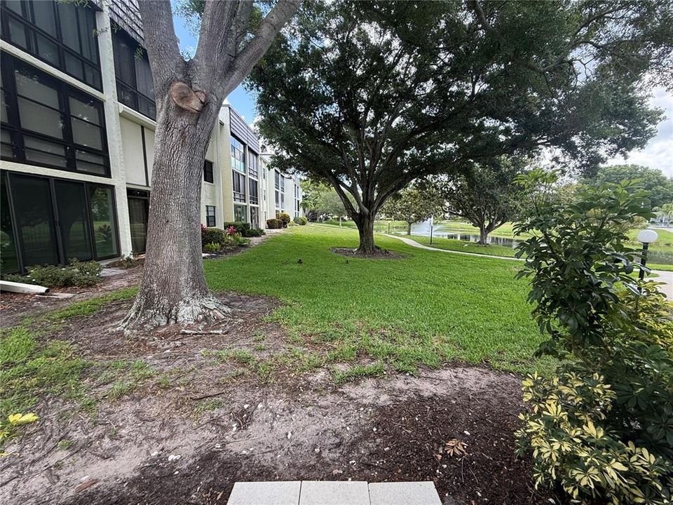 For Sale: $154,900 (1 beds, 1 baths, 660 Square Feet)
