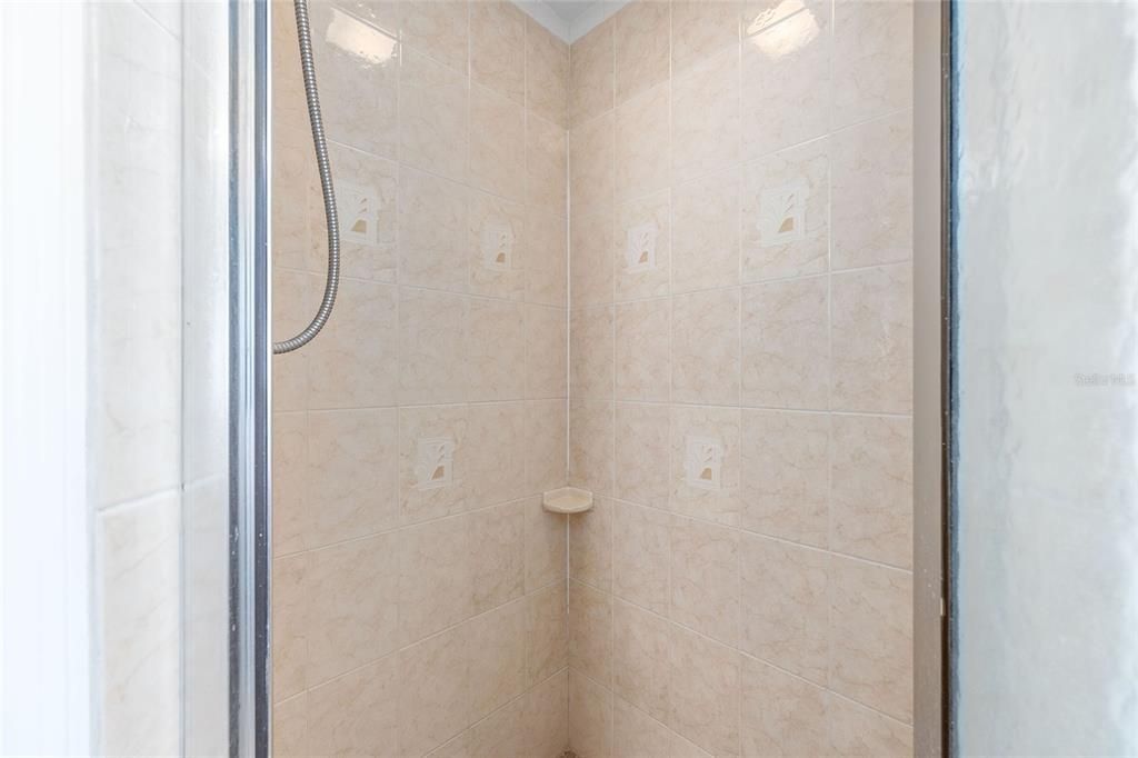 На продажу: $239,000 (3 спален, 2 ванн, 1537 Квадратных фут)