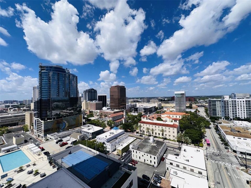 For Rent: $3,650 (2 beds, 2 baths, 1133 Square Feet)