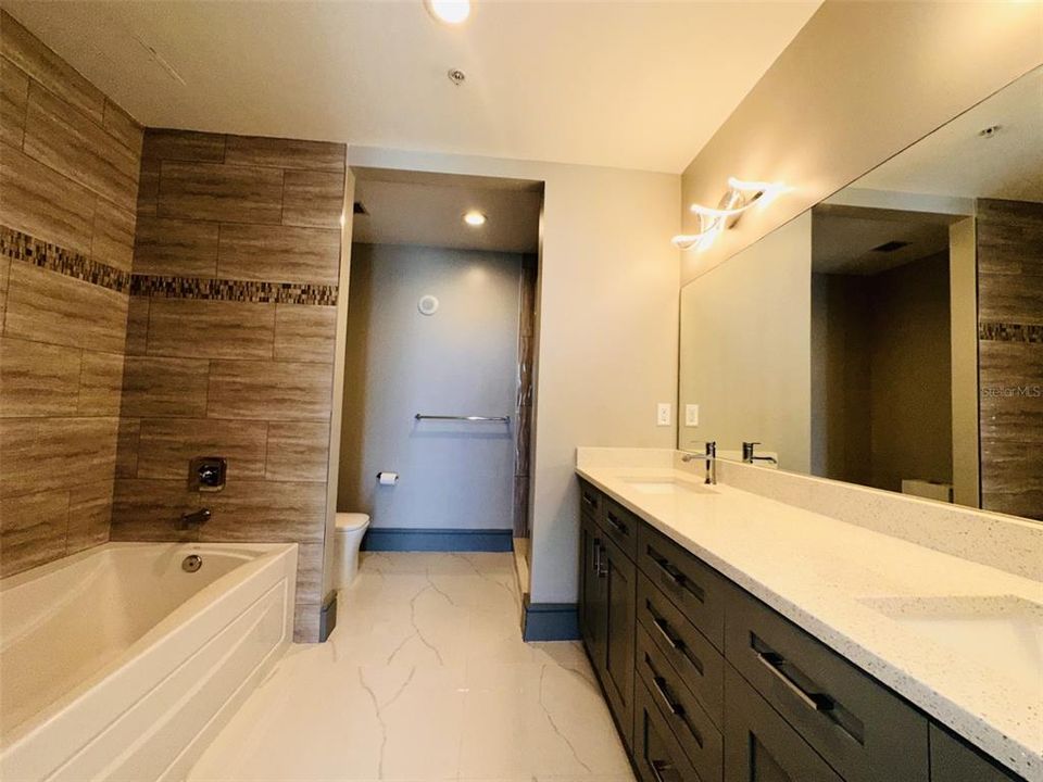 For Rent: $3,650 (2 beds, 2 baths, 1133 Square Feet)