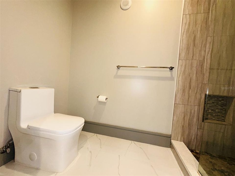 For Rent: $3,650 (2 beds, 2 baths, 1133 Square Feet)