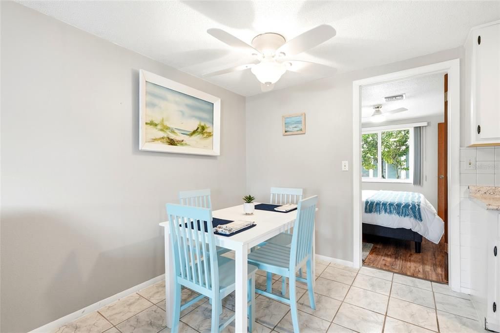 For Rent: $2,100 (2 beds, 1 baths, 748 Square Feet)
