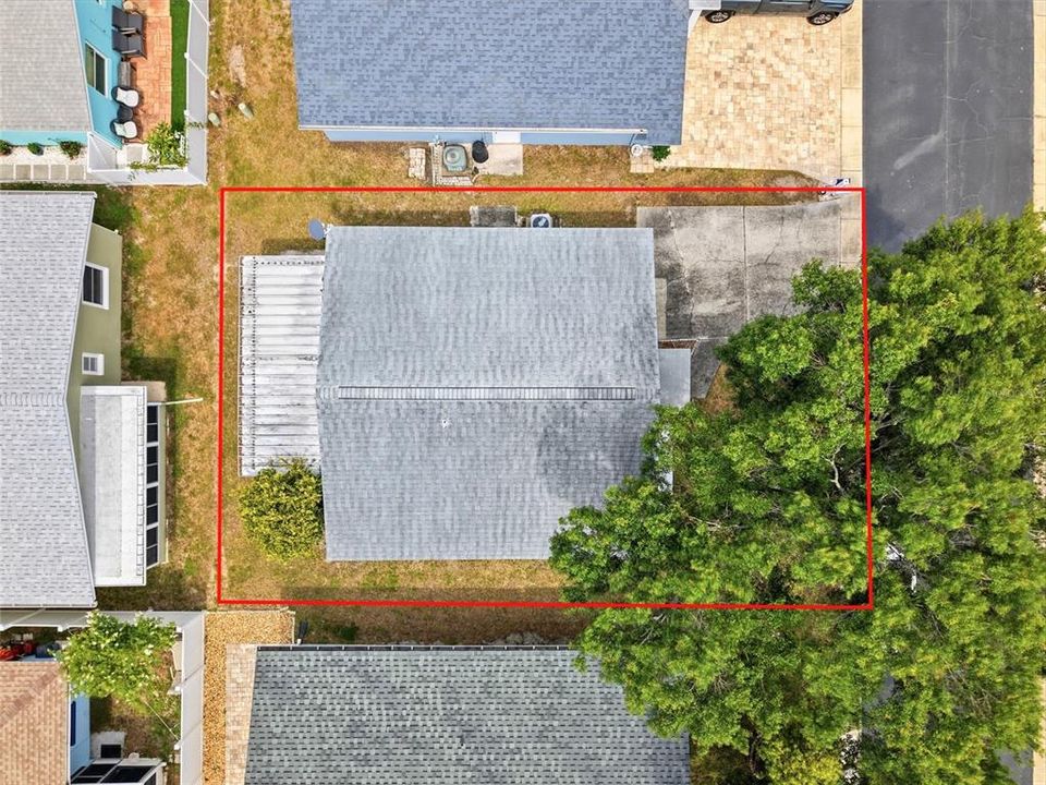For Rent: $2,100 (2 beds, 1 baths, 748 Square Feet)