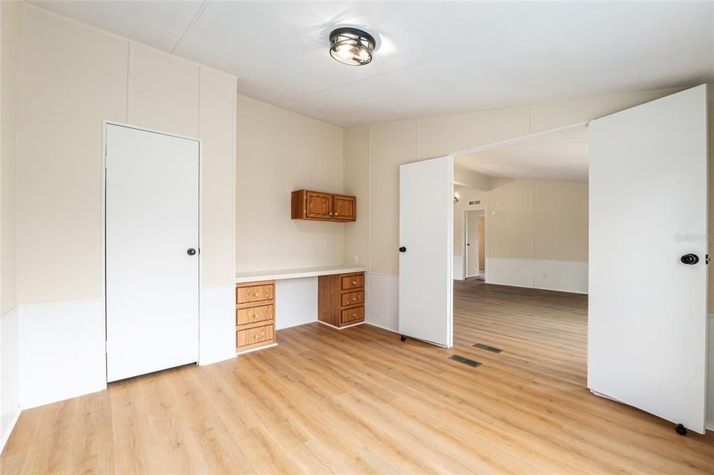 Active With Contract: $365,000 (3 beds, 2 baths, 1620 Square Feet)