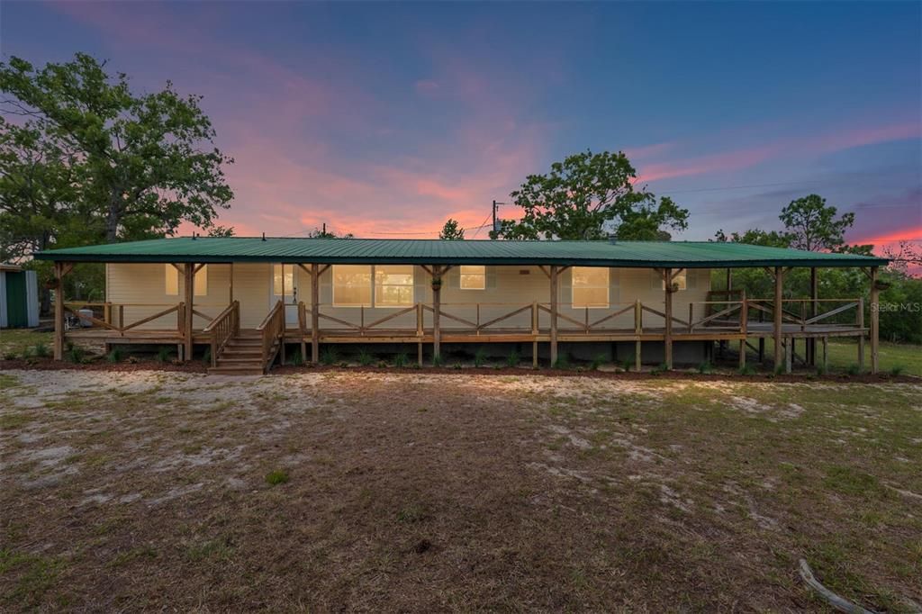 Active With Contract: $365,000 (3 beds, 2 baths, 1620 Square Feet)
