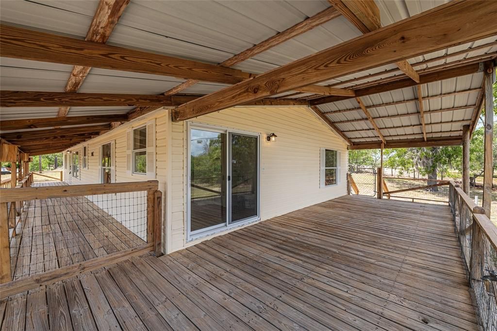 Active With Contract: $365,000 (3 beds, 2 baths, 1620 Square Feet)