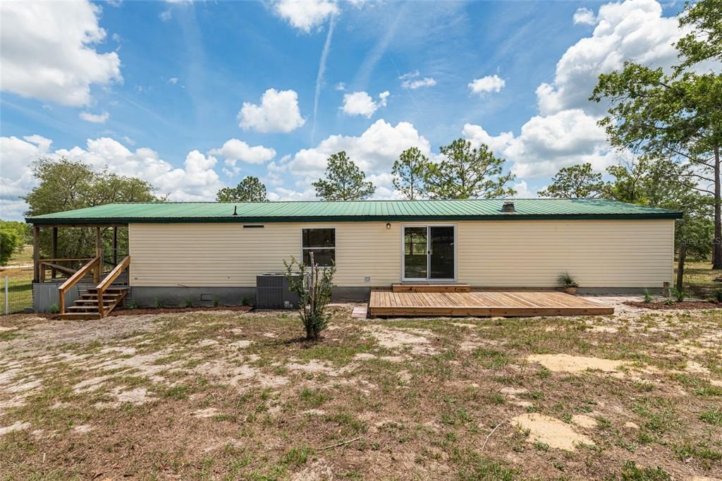 Active With Contract: $365,000 (3 beds, 2 baths, 1620 Square Feet)
