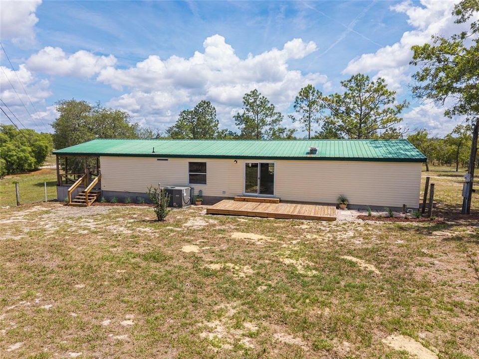 Active With Contract: $365,000 (3 beds, 2 baths, 1620 Square Feet)