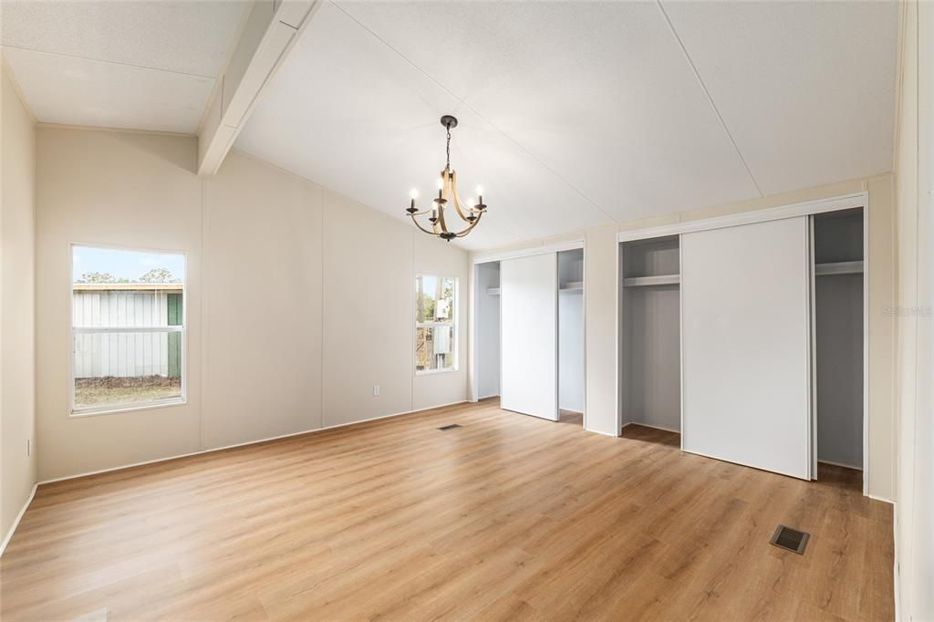 Active With Contract: $365,000 (3 beds, 2 baths, 1620 Square Feet)