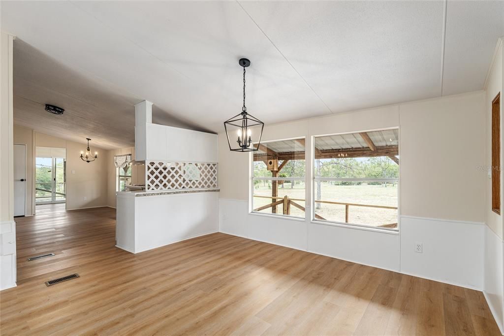 Active With Contract: $365,000 (3 beds, 2 baths, 1620 Square Feet)