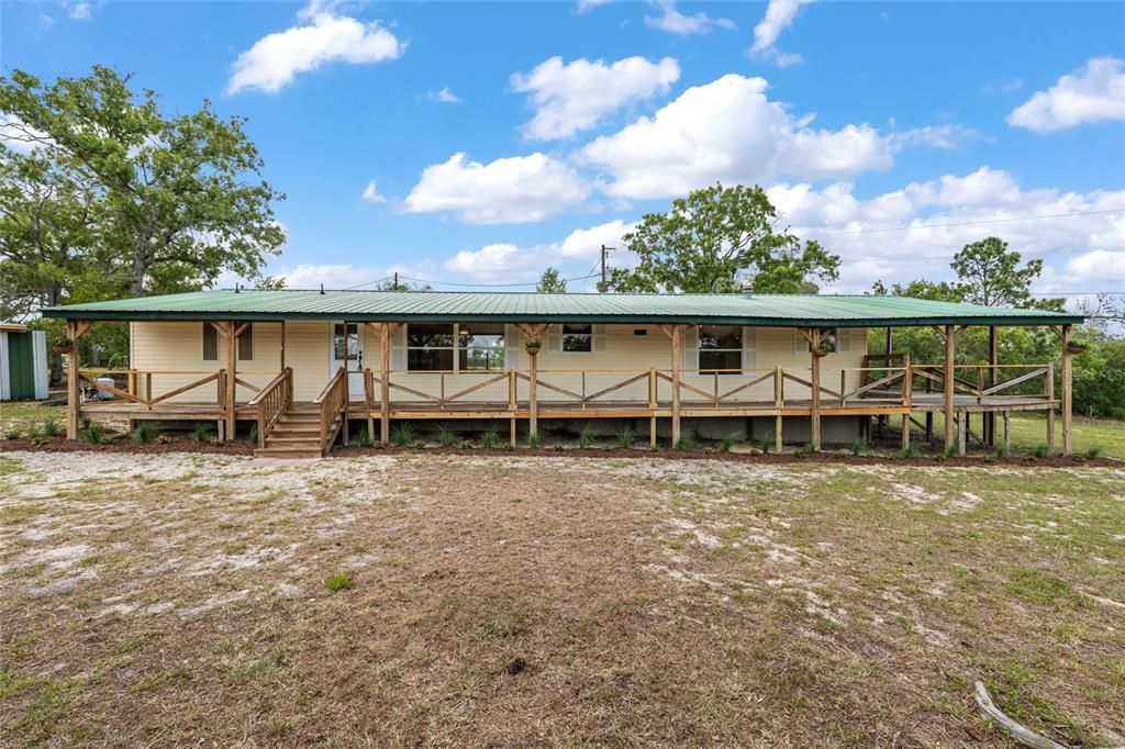 Active With Contract: $365,000 (3 beds, 2 baths, 1620 Square Feet)