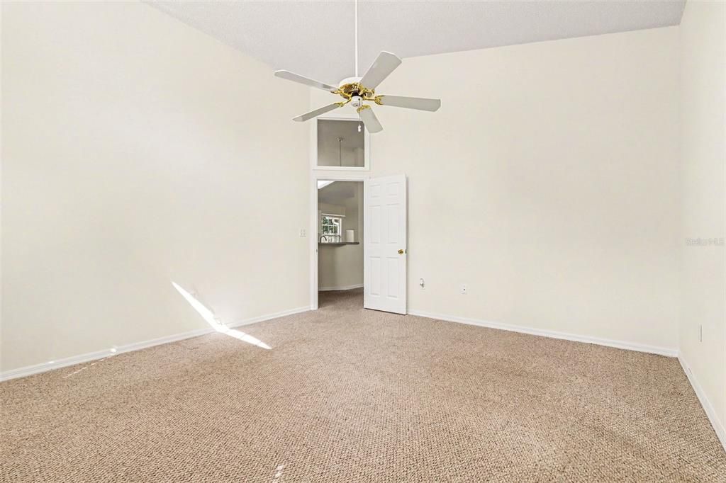 For Sale: $429,000 (3 beds, 2 baths, 1586 Square Feet)