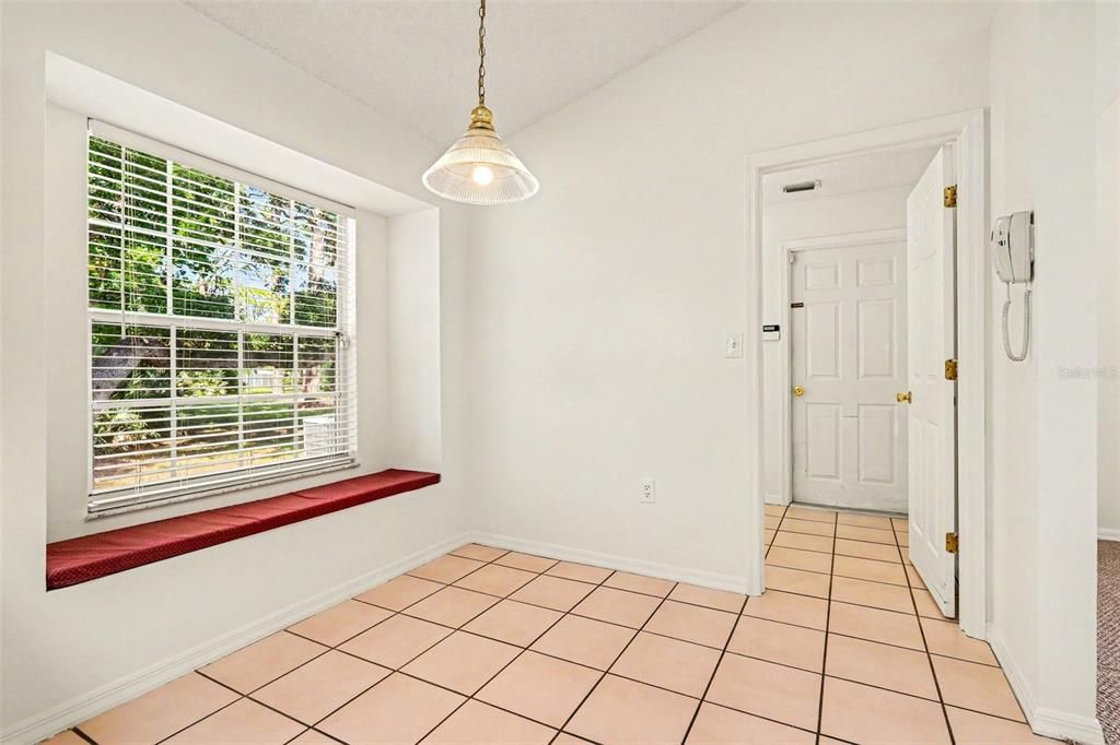 For Sale: $429,000 (3 beds, 2 baths, 1586 Square Feet)