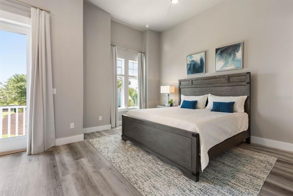 For Sale: $1,800,000 (4 beds, 4 baths, 4156 Square Feet)