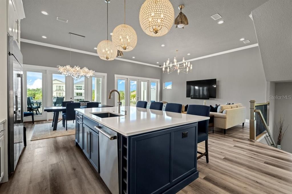For Sale: $1,800,000 (4 beds, 4 baths, 4156 Square Feet)