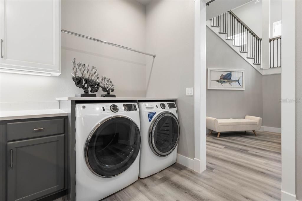 For Sale: $1,800,000 (4 beds, 4 baths, 4156 Square Feet)