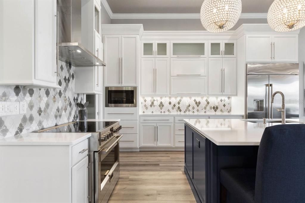 For Sale: $1,800,000 (4 beds, 4 baths, 4156 Square Feet)