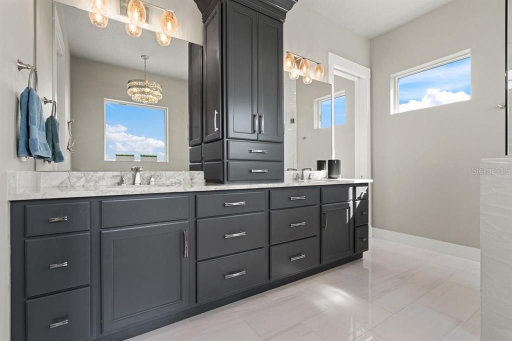 For Sale: $1,800,000 (4 beds, 4 baths, 4156 Square Feet)