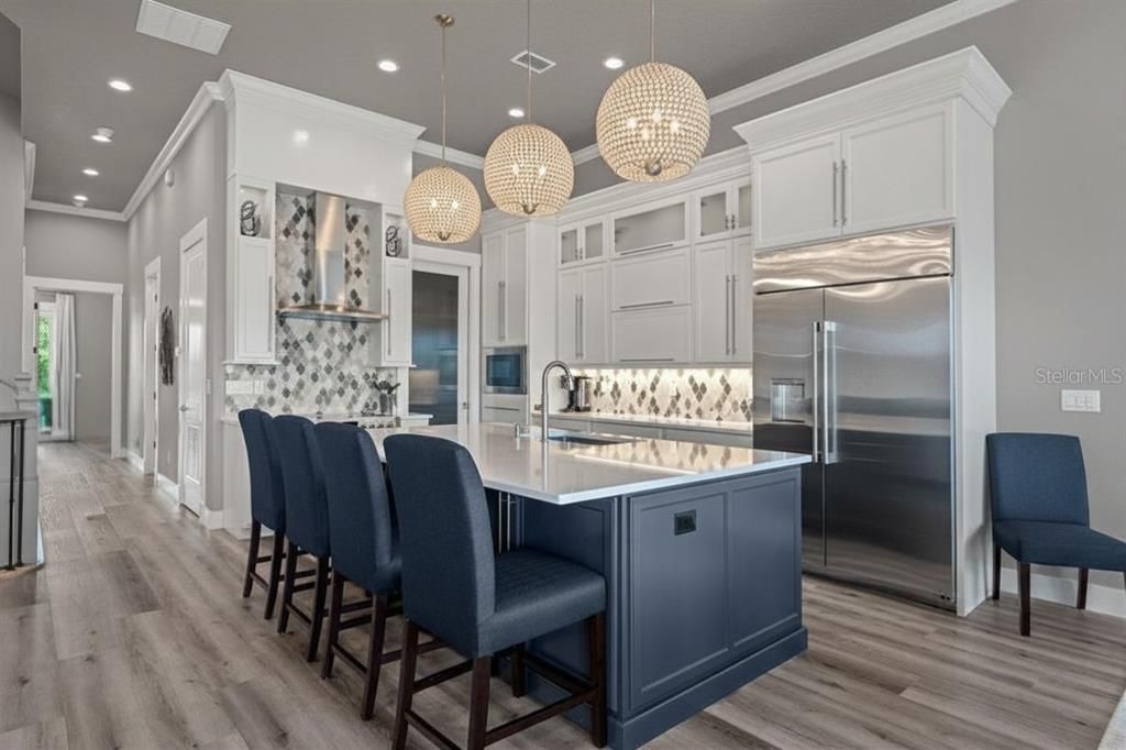 For Sale: $1,800,000 (4 beds, 4 baths, 4156 Square Feet)