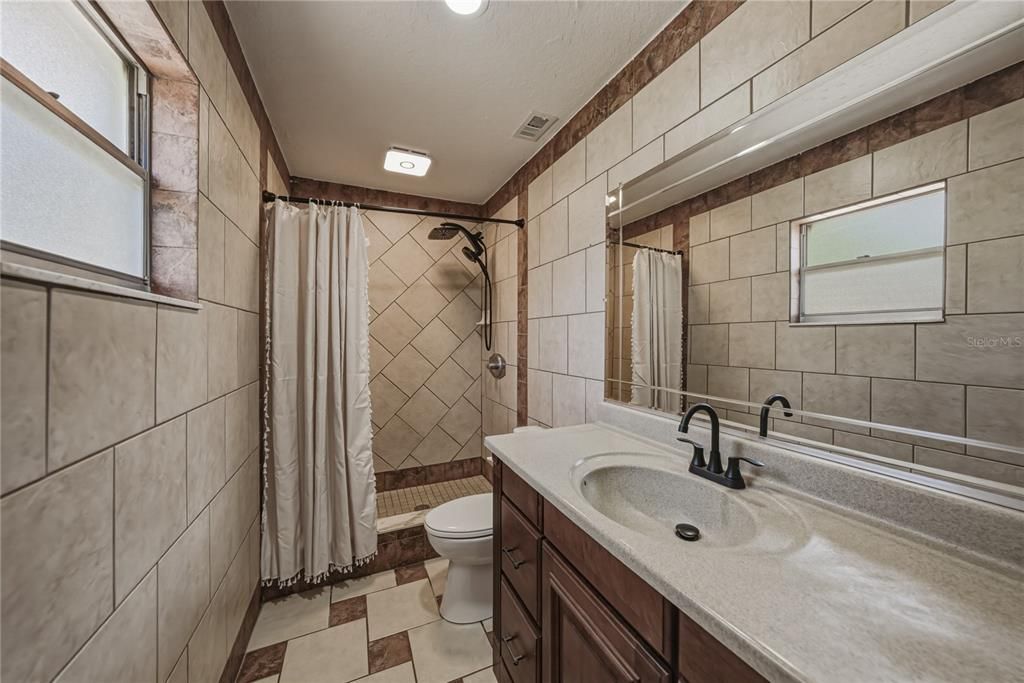 For Sale: $434,900 (4 beds, 3 baths, 2206 Square Feet)