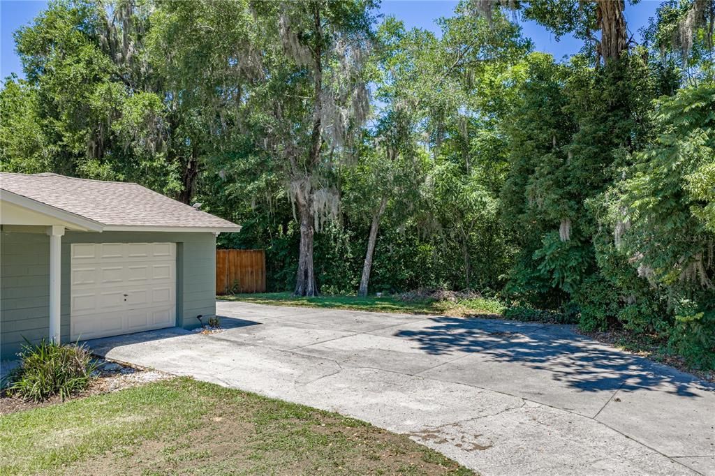 For Sale: $434,900 (4 beds, 3 baths, 2206 Square Feet)