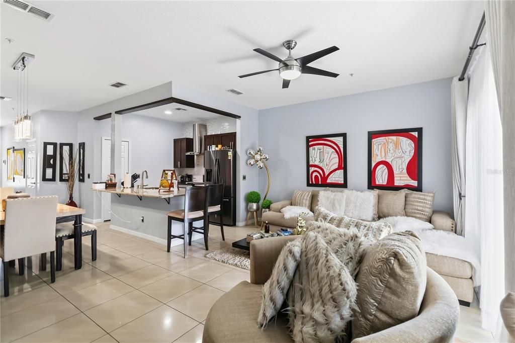 En Venta: $285,000 (3 camas, 2 baños, 1517 Pies cuadrados)