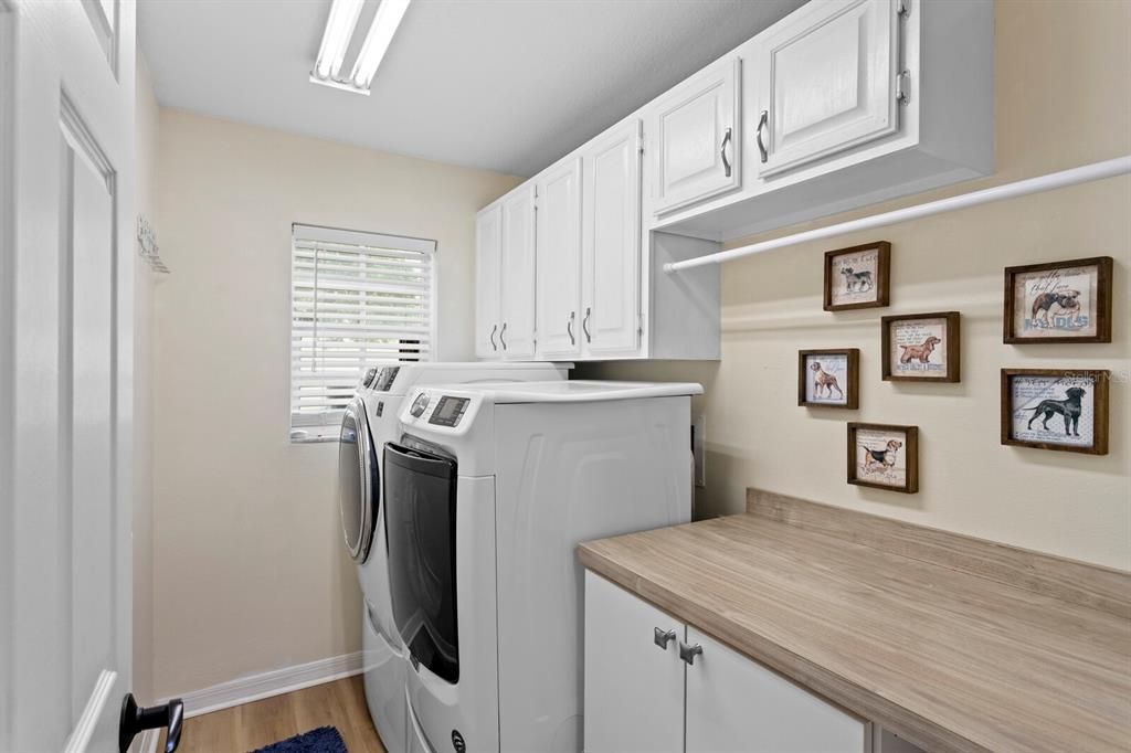 For Sale: $949,000 (4 beds, 2 baths, 3054 Square Feet)