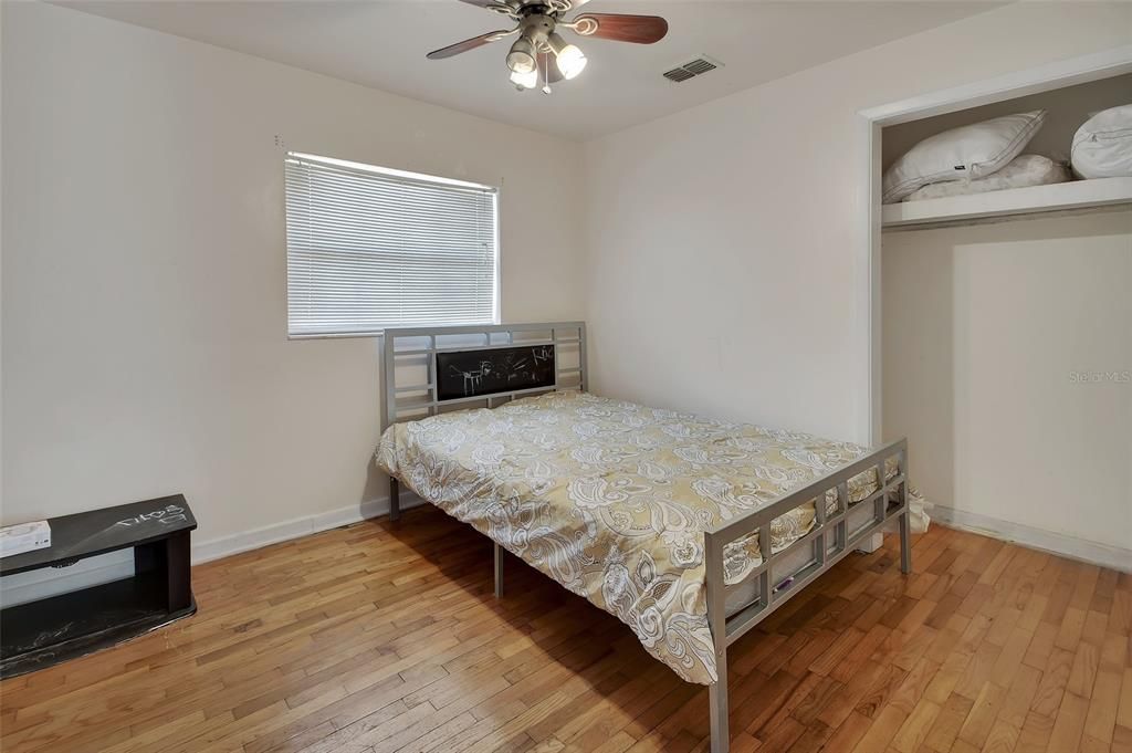En Venta: $255,000 (3 camas, 2 baños, 1450 Pies cuadrados)