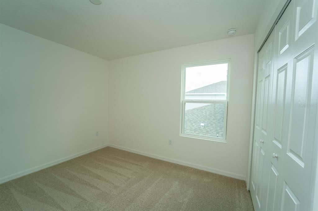 For Rent: $2,700 (5 beds, 2 baths, 2287 Square Feet)