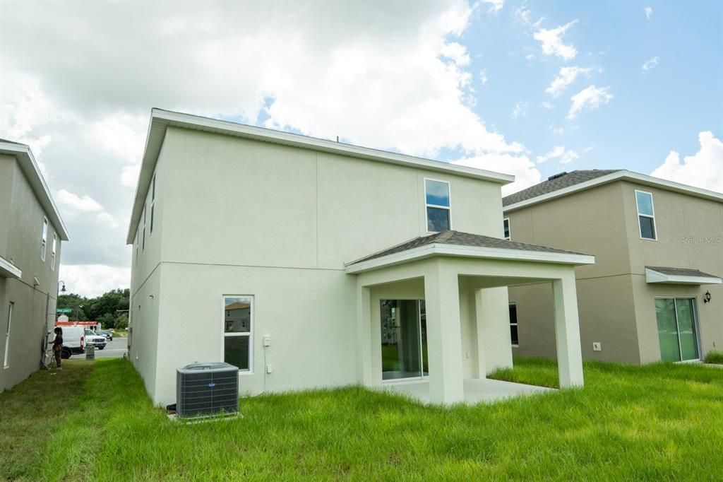 For Rent: $2,700 (5 beds, 2 baths, 2287 Square Feet)