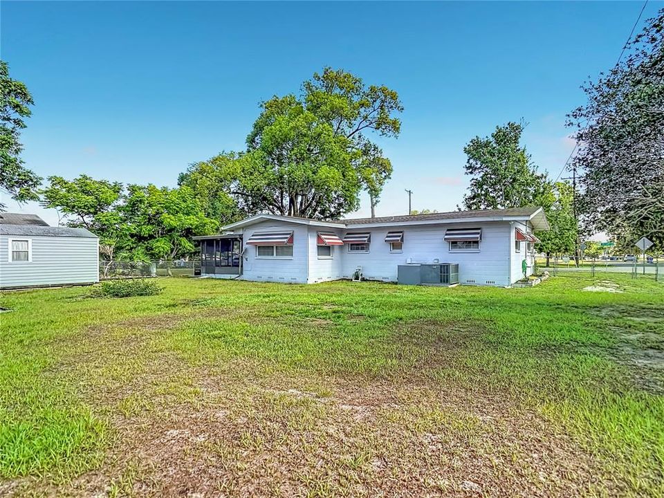 Activo con contrato: $295,500 (3 camas, 2 baños, 1408 Pies cuadrados)