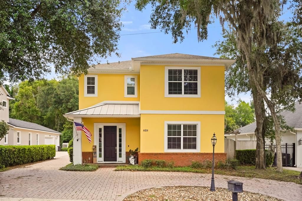 En Venta: $924,900 (5 camas, 4 baños, 3713 Pies cuadrados)