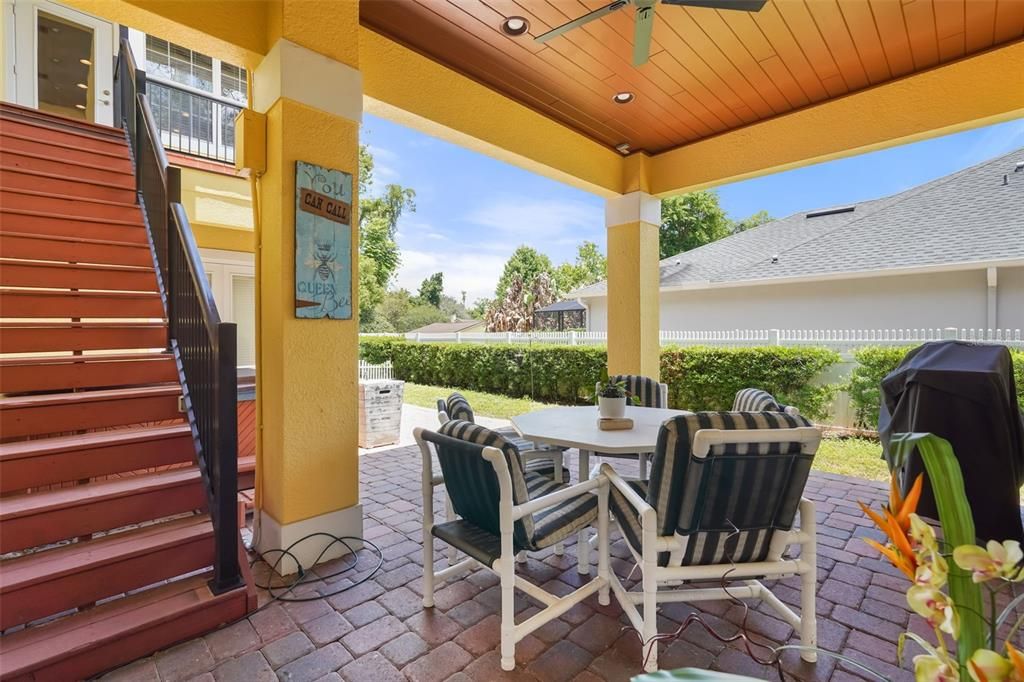 En Venta: $924,900 (5 camas, 4 baños, 3713 Pies cuadrados)