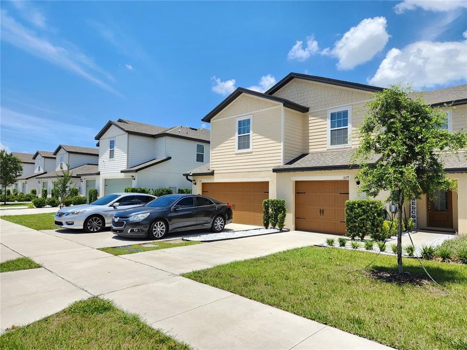 For Rent: $2,150 (3 beds, 2 baths, 1731 Square Feet)