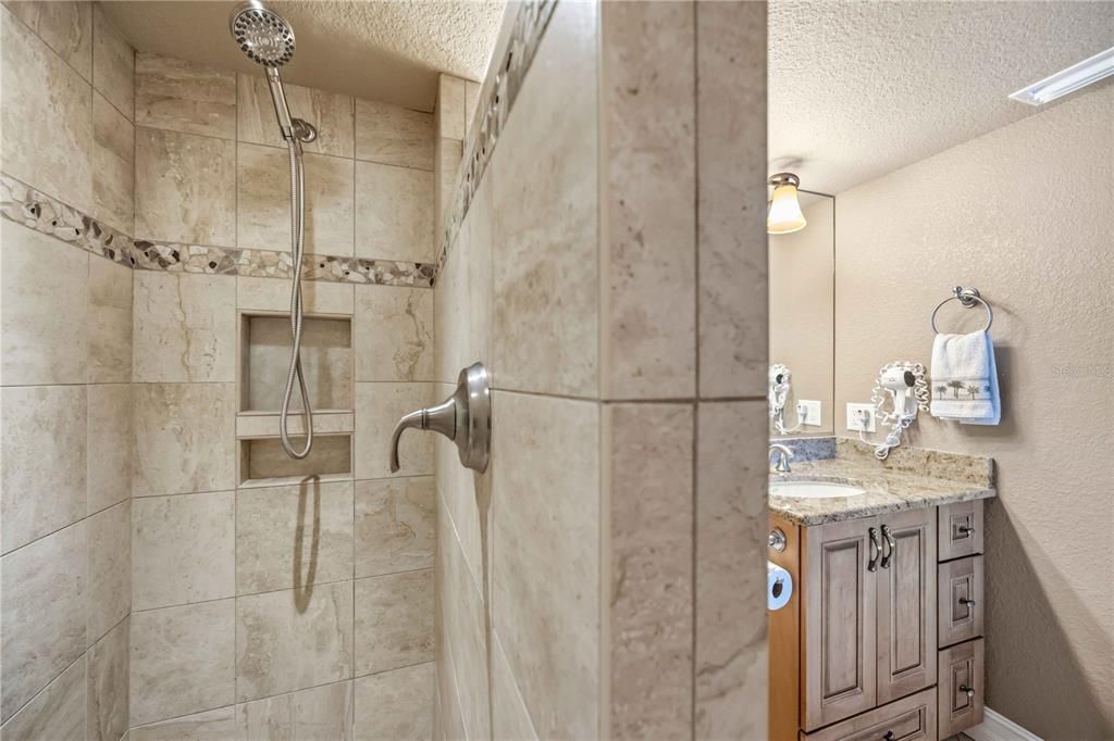 En Venta: $1,279,000 (2 camas, 2 baños, 1521 Pies cuadrados)