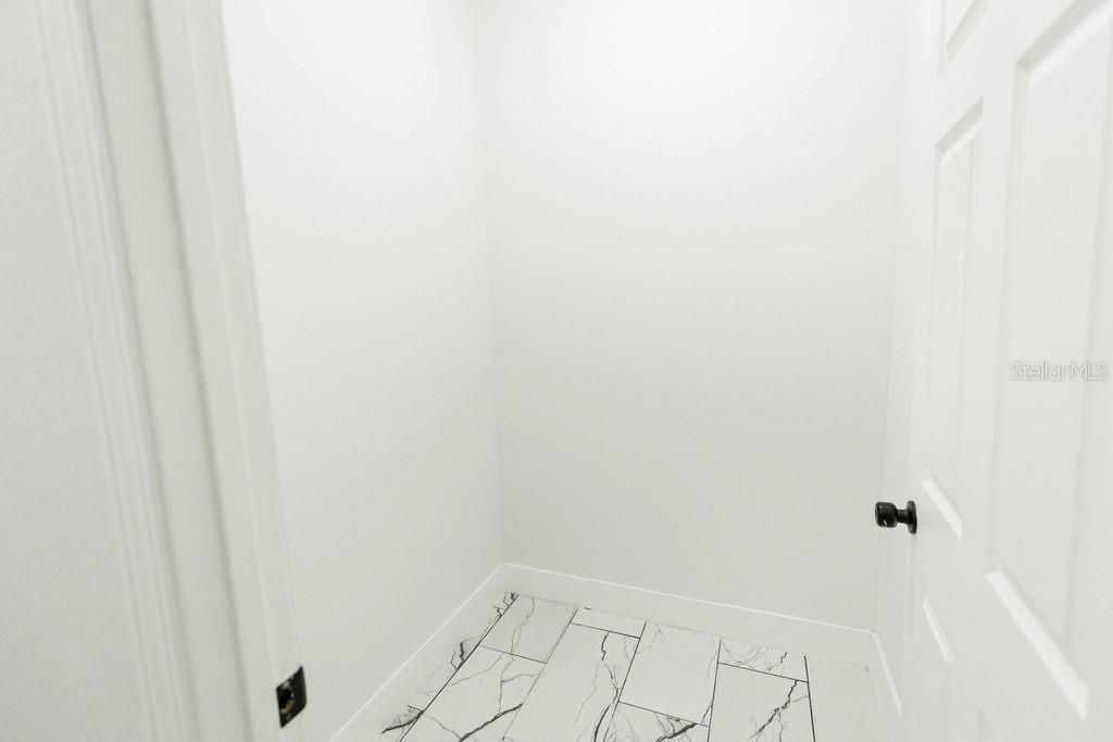 Active With Contract: $399,000 (3 beds, 2 baths, 2039 Square Feet)