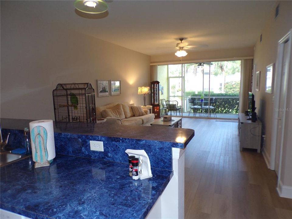 For Rent: $1,900 (3 beds, 2 baths, 1517 Square Feet)