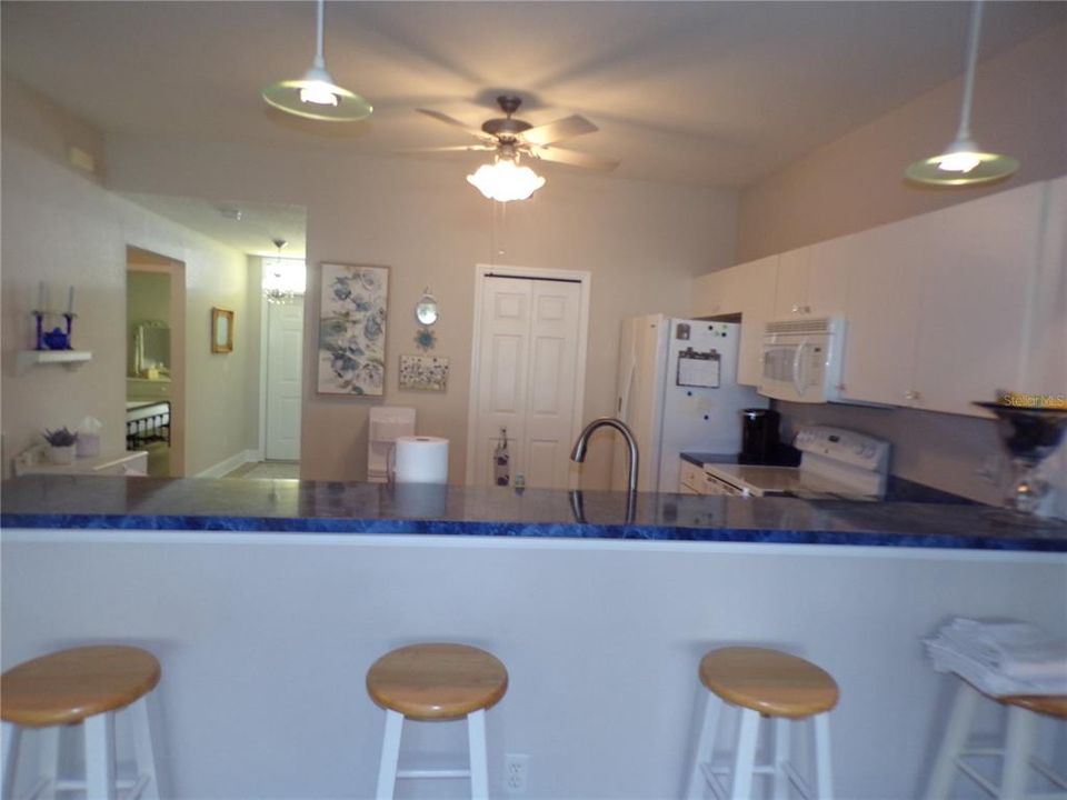 For Rent: $1,900 (3 beds, 2 baths, 1517 Square Feet)