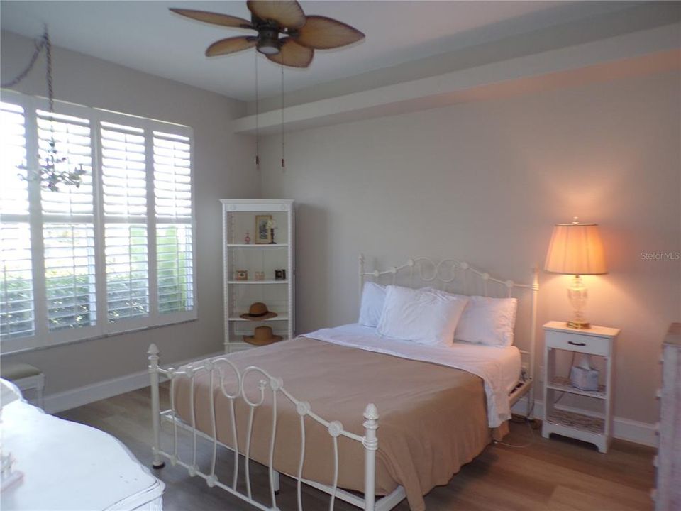 For Rent: $1,900 (3 beds, 2 baths, 1517 Square Feet)