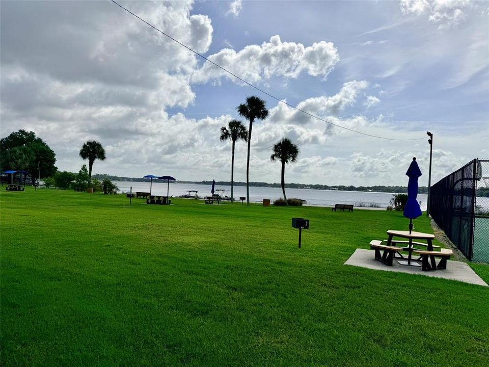 For Rent: $2,295 (3 beds, 2 baths, 1317 Square Feet)