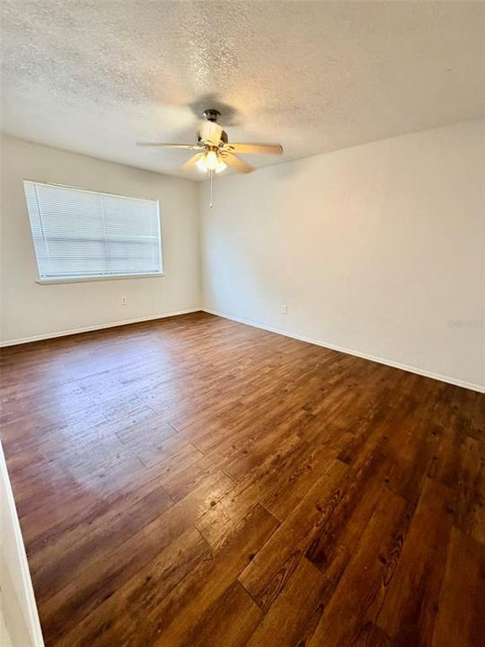 For Rent: $2,295 (3 beds, 2 baths, 1317 Square Feet)