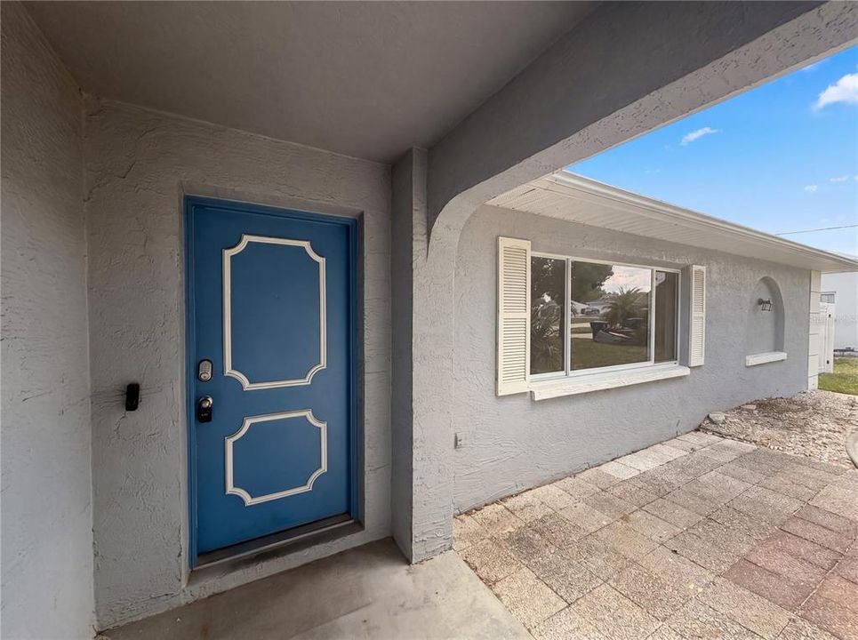 En Venta: $247,000 (2 camas, 2 baños, 1359 Pies cuadrados)