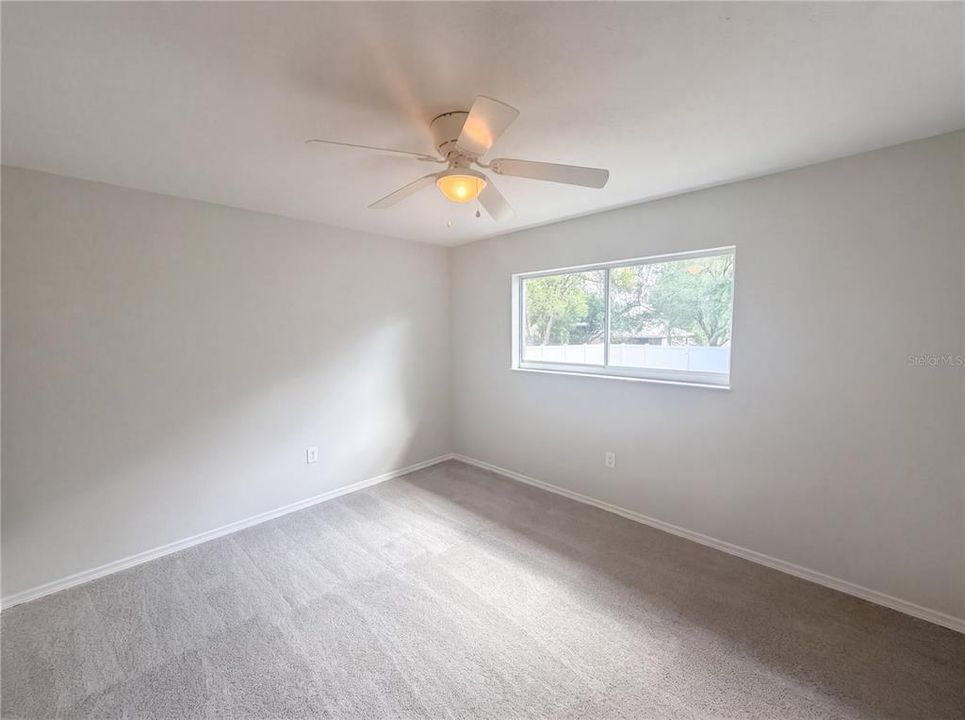 En Venta: $247,000 (2 camas, 2 baños, 1359 Pies cuadrados)